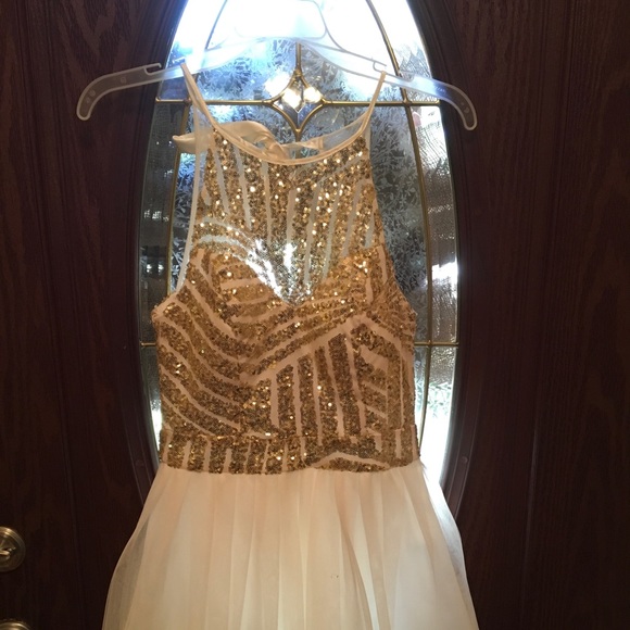 Gold and white cocktail dress - Picture 3 of 6